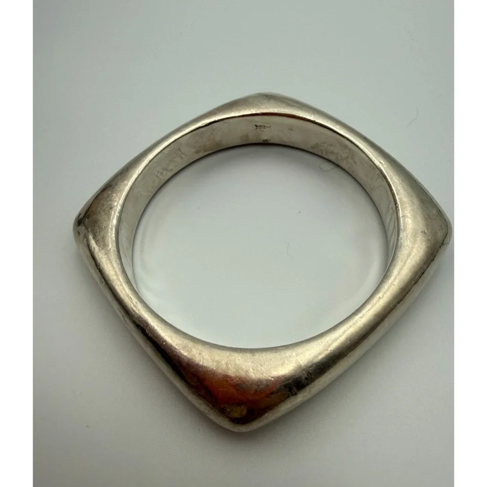 Bat-Ami Israel 925 Sterling Silver Square Cushion Puffed Bangle Bracelet Bold